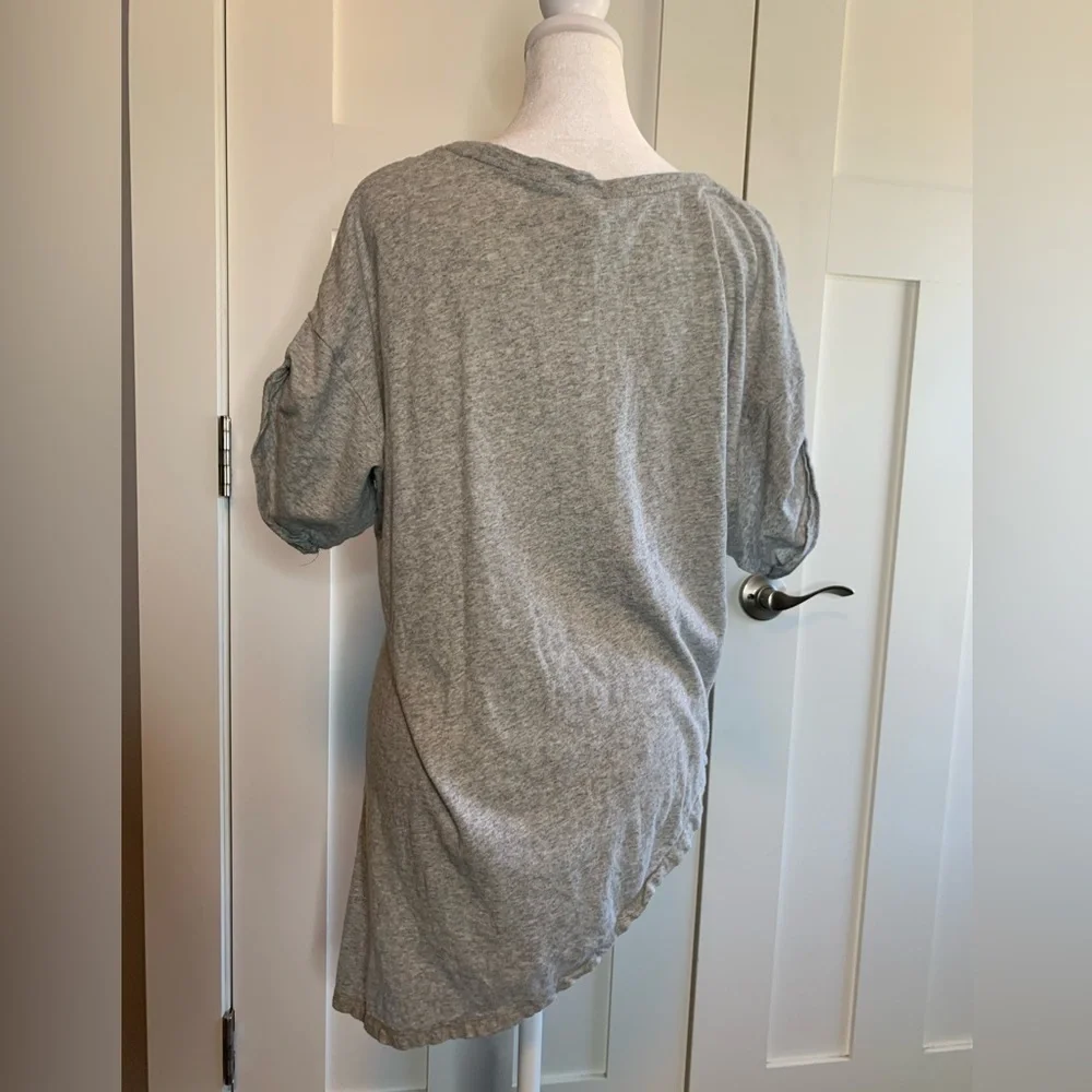 Free People Gray Short Sleeve Tee With Embroidered detail size XS - Picture 8 of 13